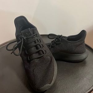 Women’s size 8/ youth 6 1/2 Adidas shoes